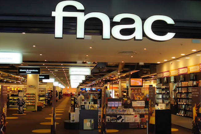 La FNAC lance la livraison Express au risque de concurrencer son « Click and collect »