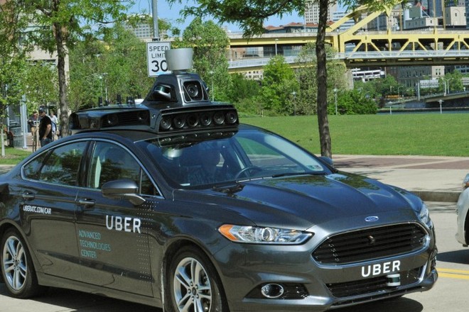 Le dilemme des voitures autonomes en cas d’accident : sacrifier le conducteur ou les piétons