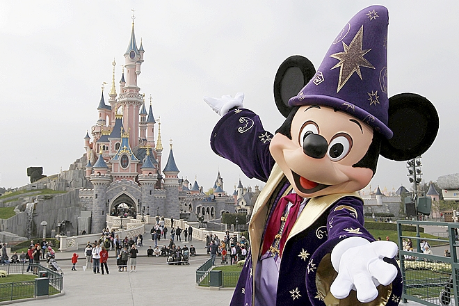 Relation client : l’informatique de DisneyLand Paris condamnée à faire des miracles