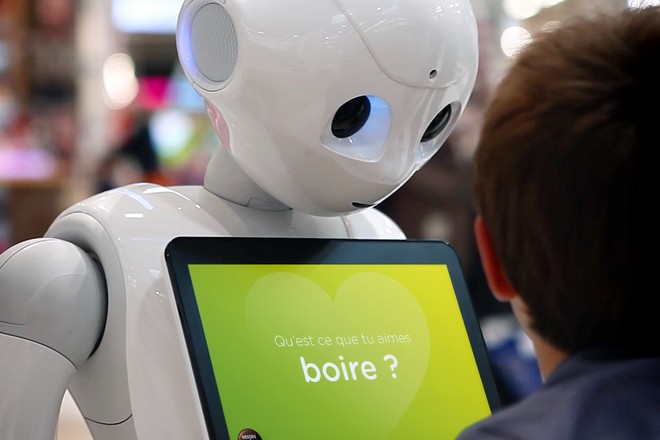 Chez Sephora, le robot Pepper remplace la borne magasin