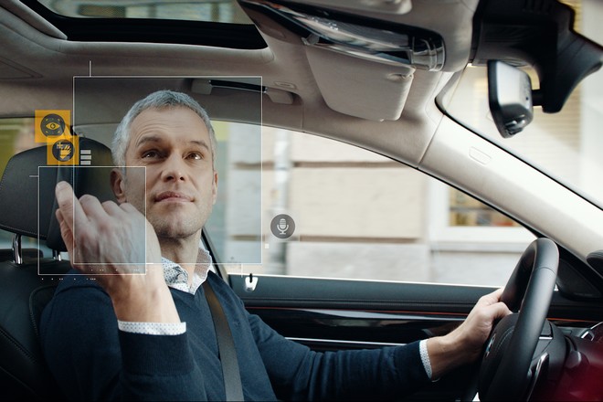 BMW présente l’interaction naturelle entre l’homme et la voiture