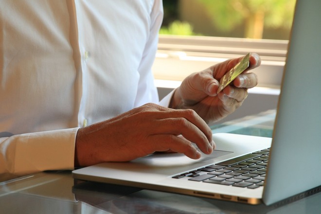 Vendre en direct sur internet est un défi pour un fabricant à l’heure des places de marché