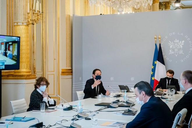 Emmanuel Macron appelle à une discipline collective en matière de cybersécurité