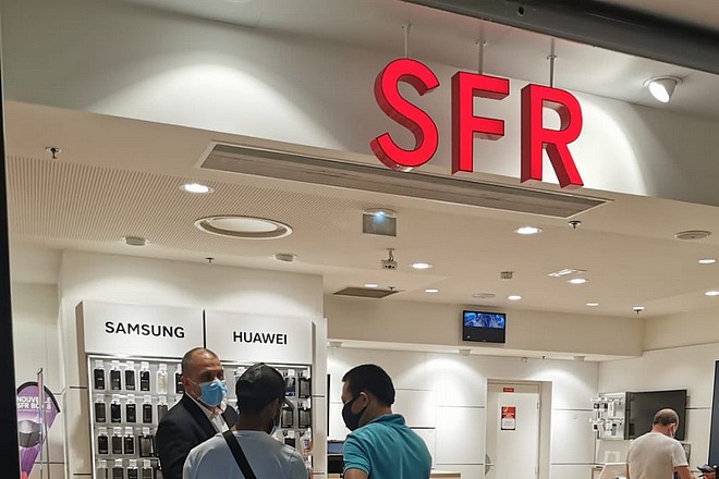 Mutation des métiers vers le digital : SFR veut remplacer ses salariés par de jeunes diplômés