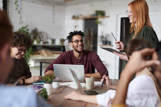 Adapter les espaces de travail numériques aux nouveaux enjeux  des entreprises