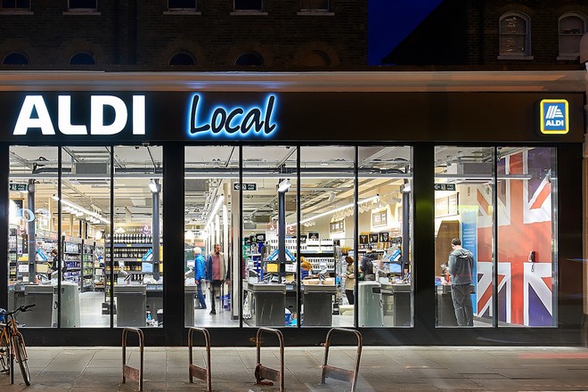 Les supermarchés discount Aldi testent un point de vente sans caisse à Londres