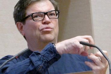 ChatGPT essaie juste de prédire les mots les plus probables, explique Yann Le Cun