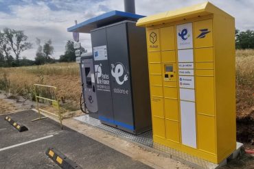 Le retrait de colis proposé avec les stations de recharge pour véhicule électrique